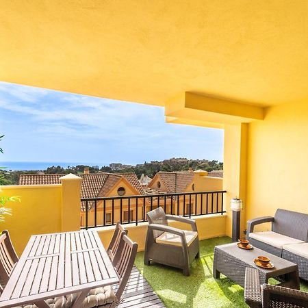 Fabulous Golf Front Apartment With Pool And Seaview Benalmádena Kültér fotó